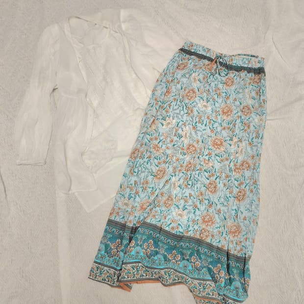 소프트 민트 플라워 스커트