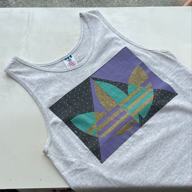 90’s USA Adidas Trefoil sleeveless shirt