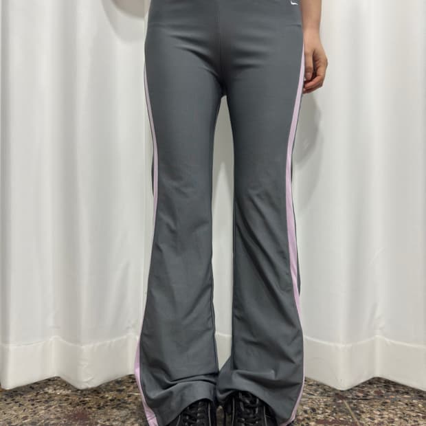 nike pink line pants