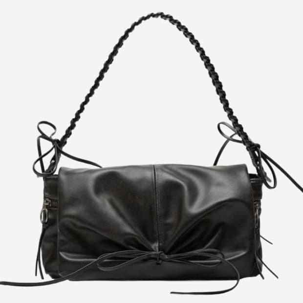 자라 리본 셔링 숄더백 