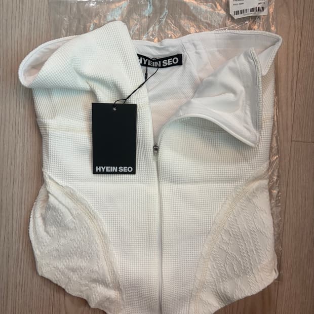 Hyein seo thermal tube top white 2