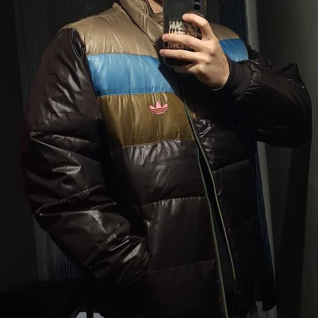 아디다스 00s 블랙 베이지 스카이블루 카키 배색 유광 오리털 패딩 점퍼