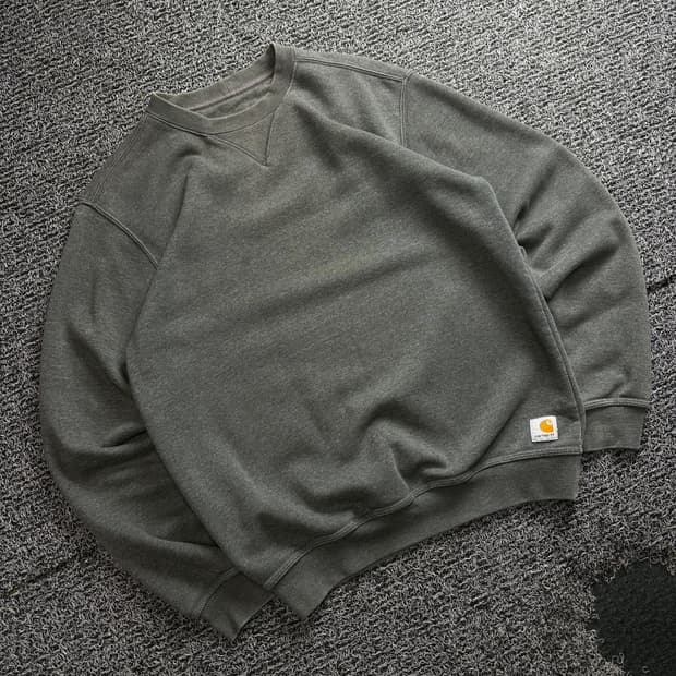 칼하트 WIP 시그니처 미니멀 크루넥 맨투맨 3912