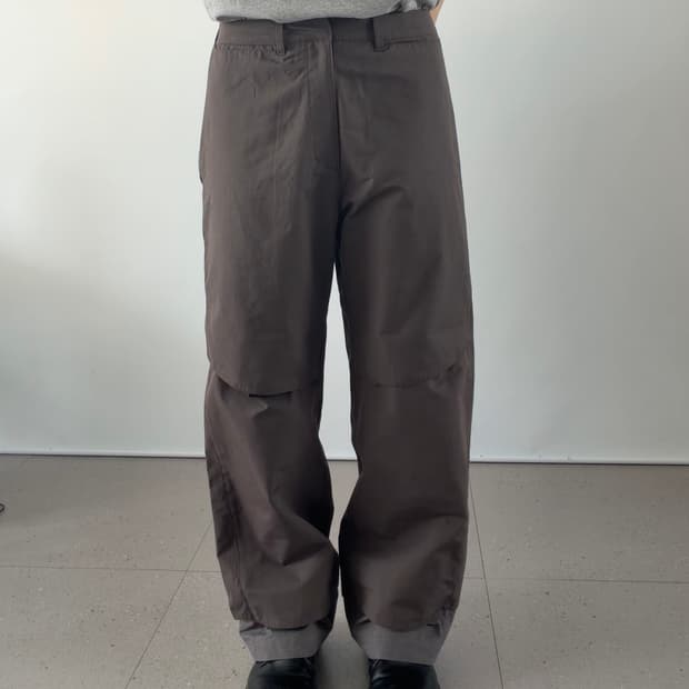 산산기어 패럴랙스 트라우저 브라운