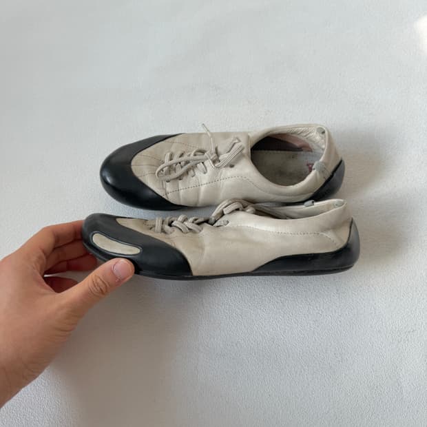 [약 230]캠퍼(CAMPER) 레더 스니커즈