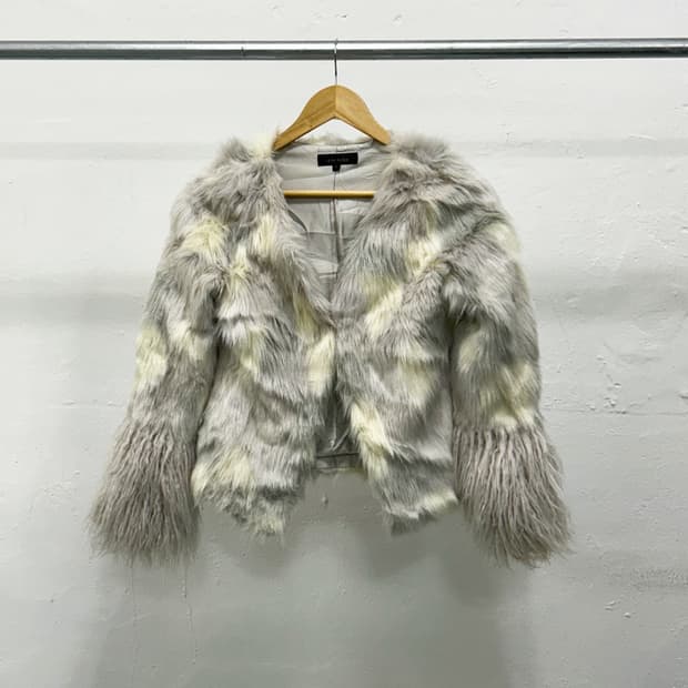 rienda 파스텔 퍼 자켓