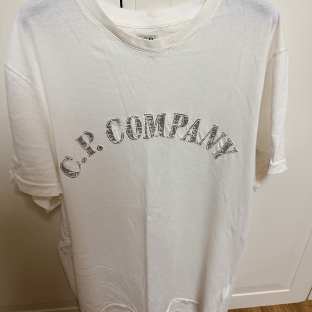 cp company 반팔티셔츠 xl사이즈