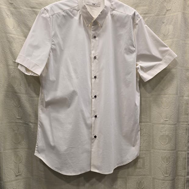 시스템옴므 SYSTEM 남성 화이트 반팔 셔츠 105~110