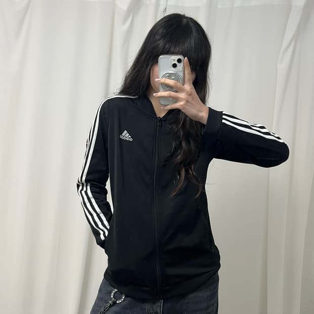 Adidas black jersey