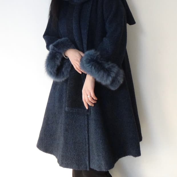 Muffler layered fur coat / navy