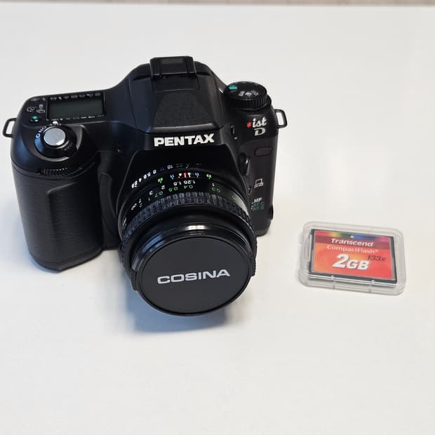 펜탁스 *ist D 카메라 + 코시나 24mm f2.8