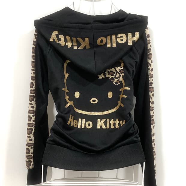 Hello Kitty leopard jersey