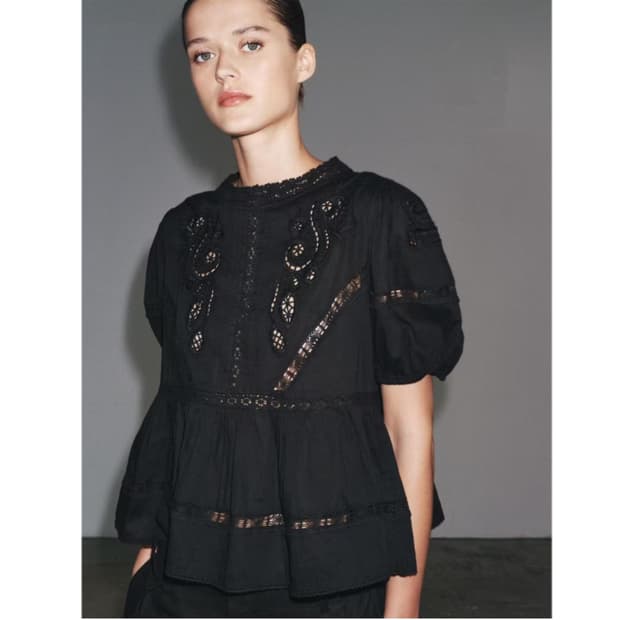 ZARA 자수 블라우스