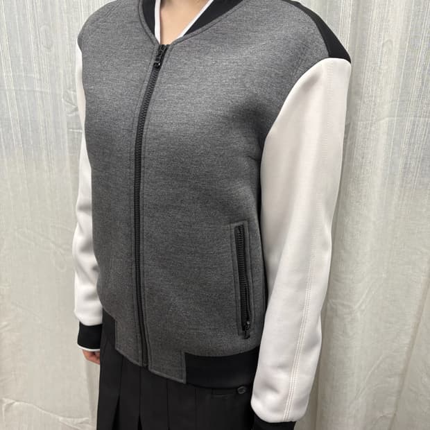 우영미 솔리드옴므 네오프렌 스타디움 블루종 자켓