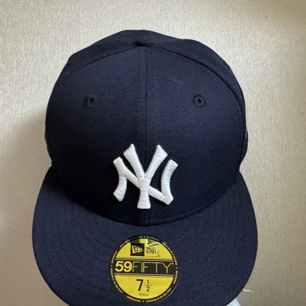 뉴에라 59피프티 MLB 어센틱 뉴욕 양키스 게임 네이비