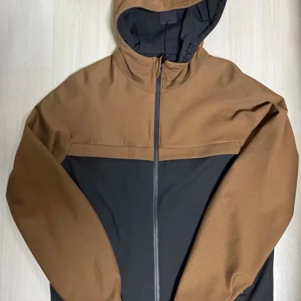 프라다 스포츠 자켓