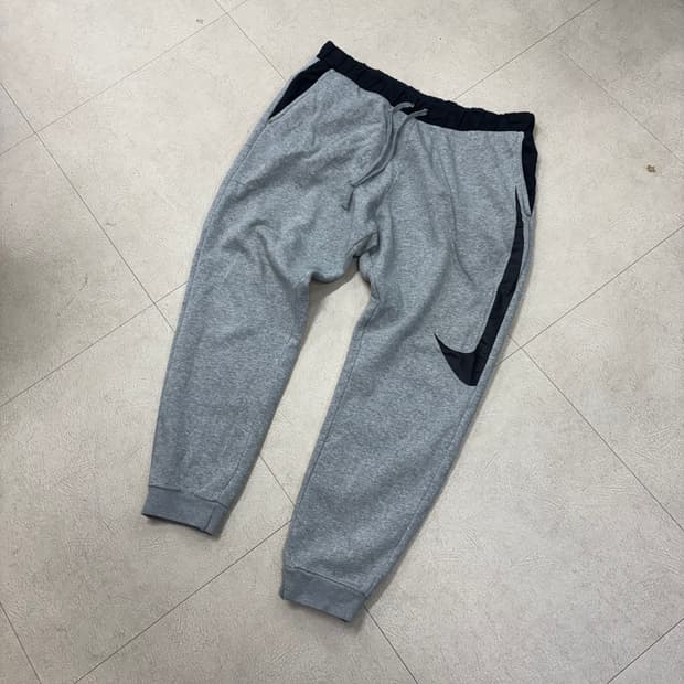 나이키 빅로고 그레이 조거 팬츠