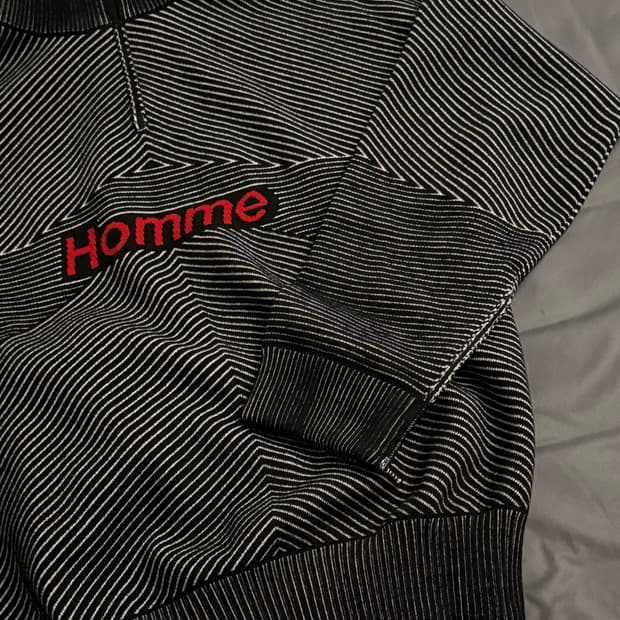 발렌시아가 17fw 옴므 하이넥