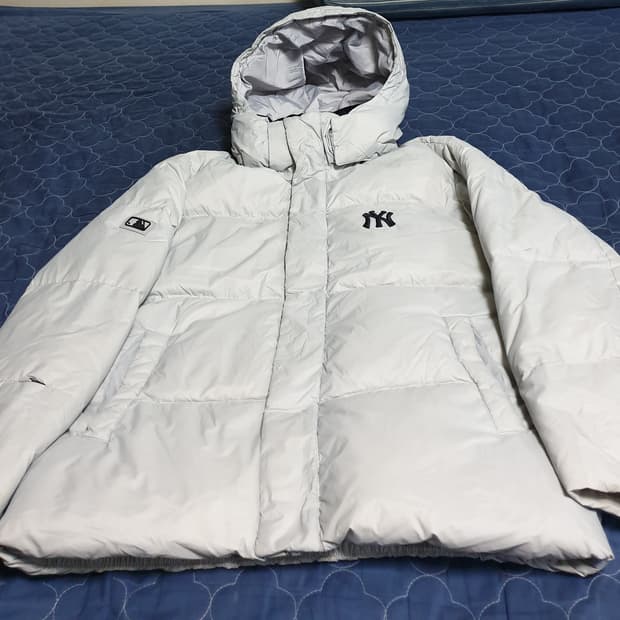 MLB 양키스 오리털 후디 패딩 그레이 (XL)