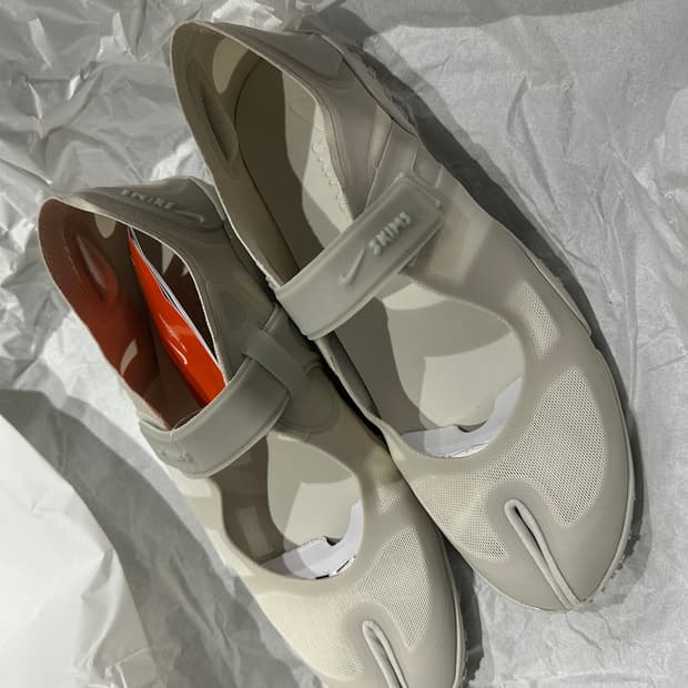 w245 나이키 스킴스 리프트 메쉬 본 화이트