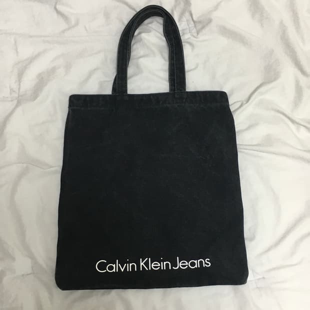 Calvin Klein 캘빈클라인 리폼 데님 에코백