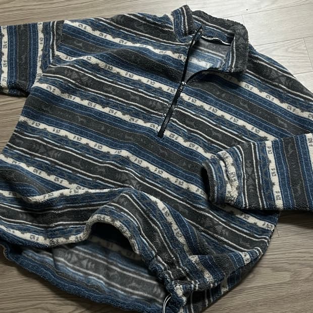 [새상품] 신칠라 맛 반집업 하프집업 후리스