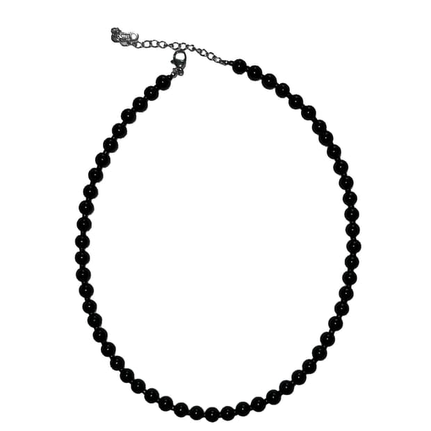 Black beaded necklace 