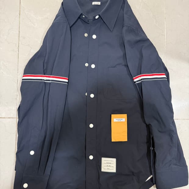 [당일출고,3사이즈] 톰브라운 암밴드 셔츠 자켓