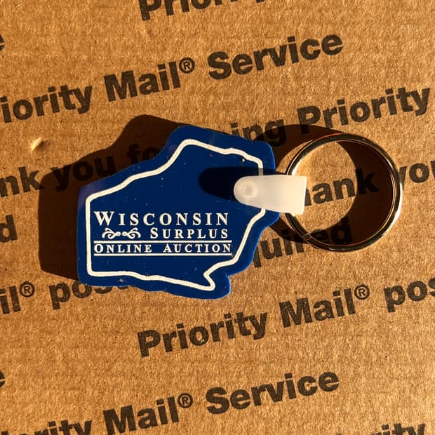 90s vtg Wisconsin Surplus Keyring