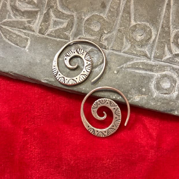 Karen Silver Spiral Ethnic Earrings 