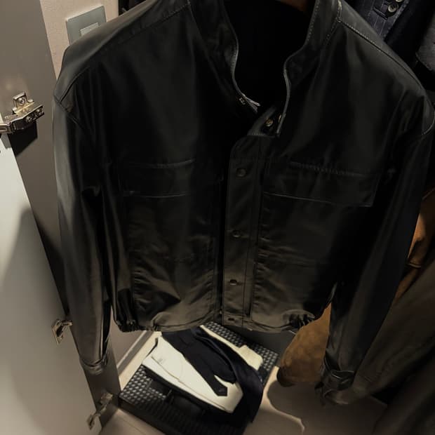 르메르 23ss 레더 블루종