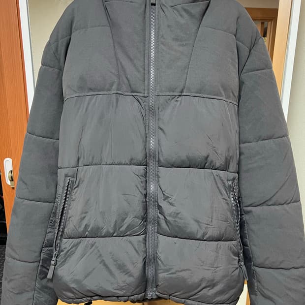 팝 트레이딩 컴퍼니 패딩