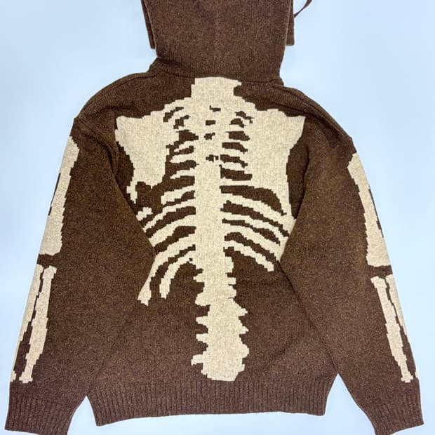 캐피탈 본 니트 후디 사이즈 3