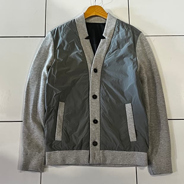 알레그리 배색 가디건 그레이