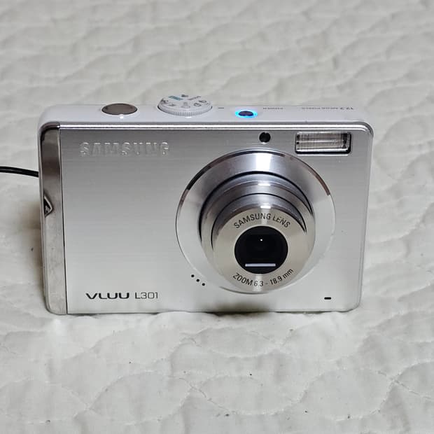 삼성 VLUU L301 디지털 카메라