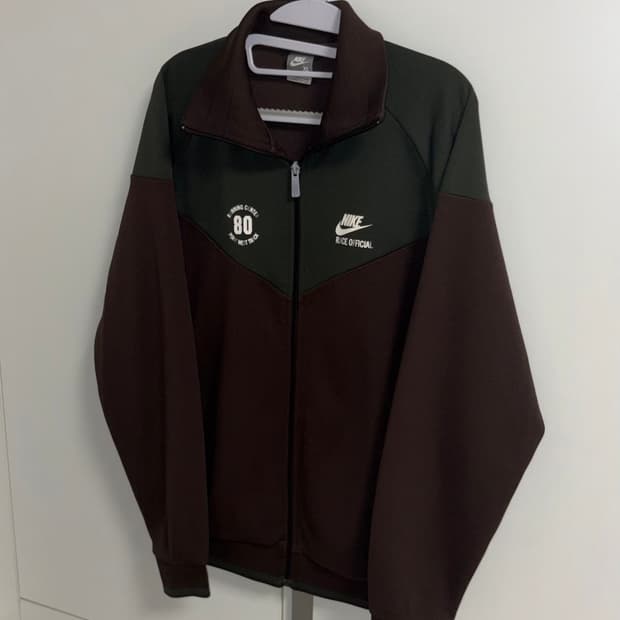 대장급 나이키 초코나무숲 트랙탑 져지 자켓