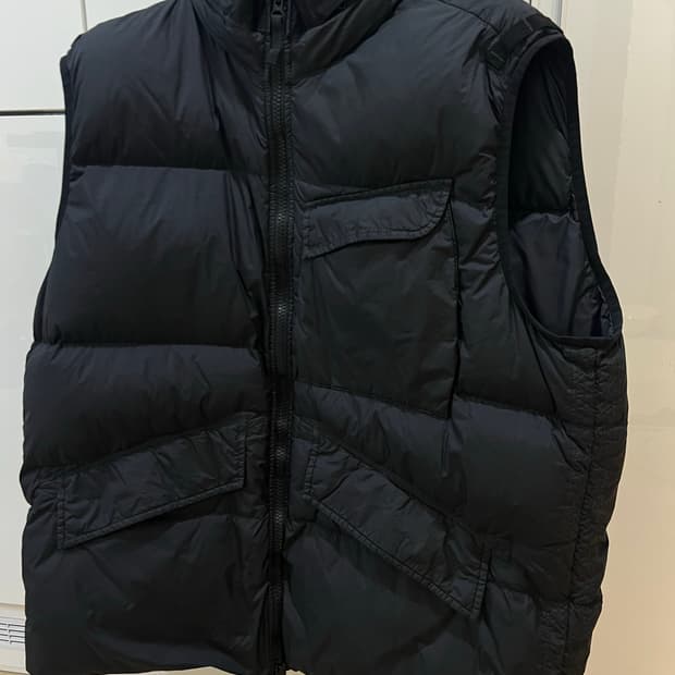 24fw 스톤아일랜드 크링클랩스 패딩조끼 3xl (새상품급)