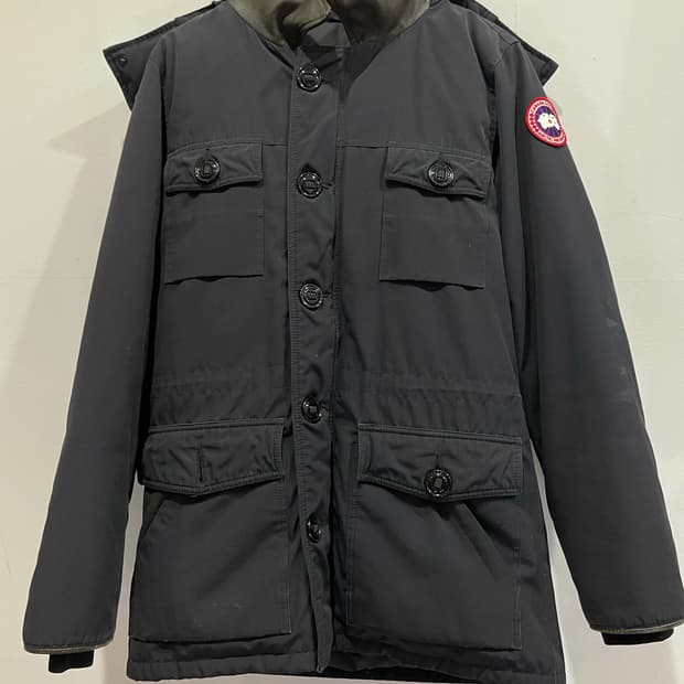 캐나다구스 밴프 파카 블랙 S 정품