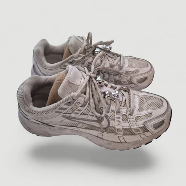 [240]나이키 메탈릭 그레이 화이트 운동화 여성