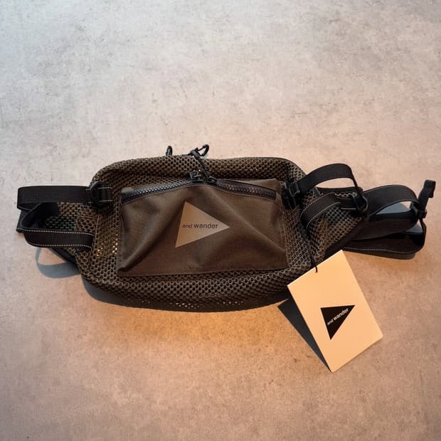 (새상품) 앤드원더 3D 매쉬 웨이스트 백