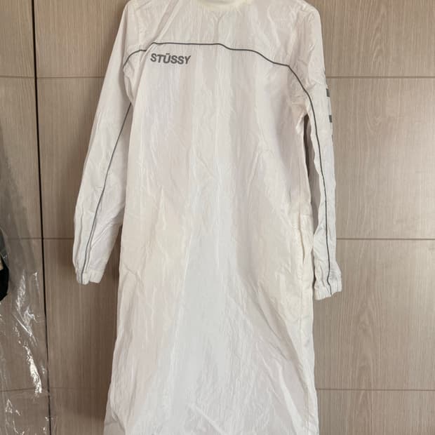 Stussy 스투시 화이트 원피스