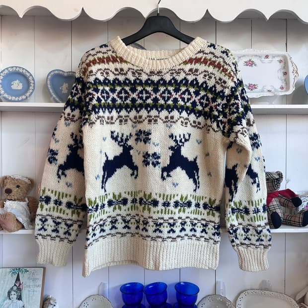 노르딕(Nordic) 사슴 패턴 니트