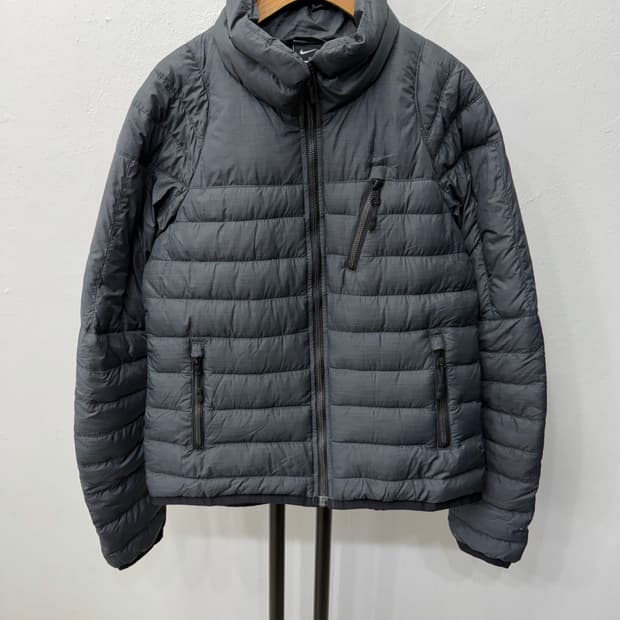 정품) 나이키 여성 패딩 M