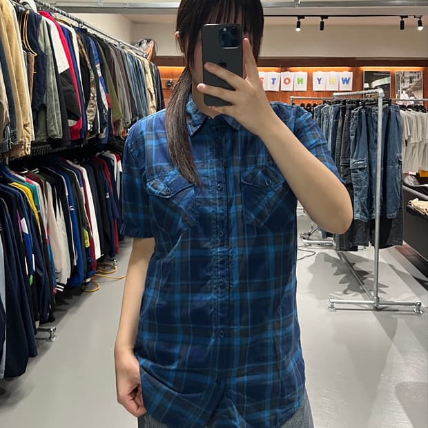 누디진 반팔 체크 셔츠