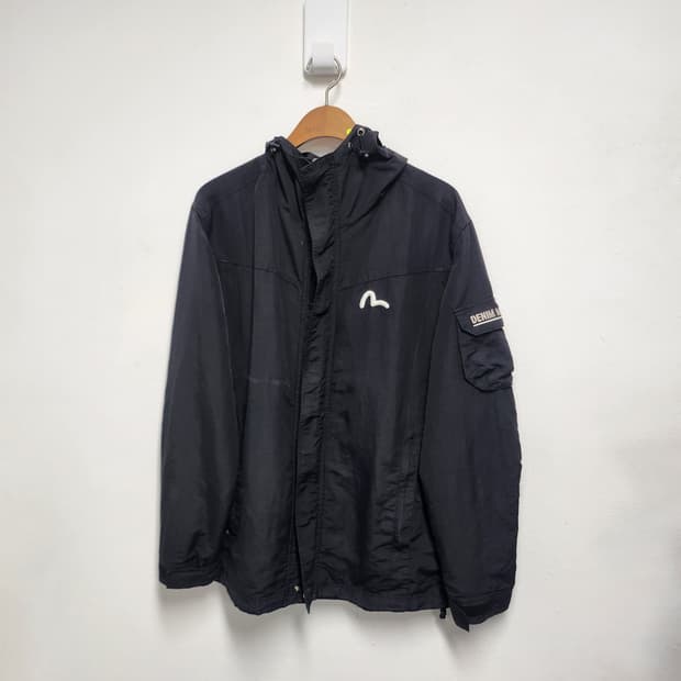 [M] 에비수 바람막이