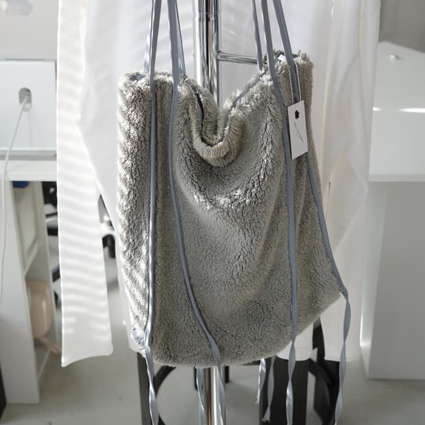 Kiko kostadinov 키코 코스타디노브 maersk 토트백