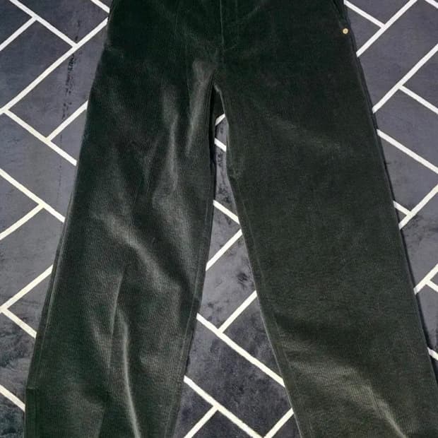 비욘드클로젯 바시티 웨일 코듀로이 팬츠 블랙 M