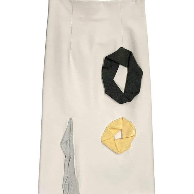 TOGA Archive 패치 미디 스커트 