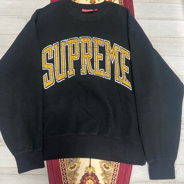 슈프림 인사이드 아웃 크루넥 판매합니다