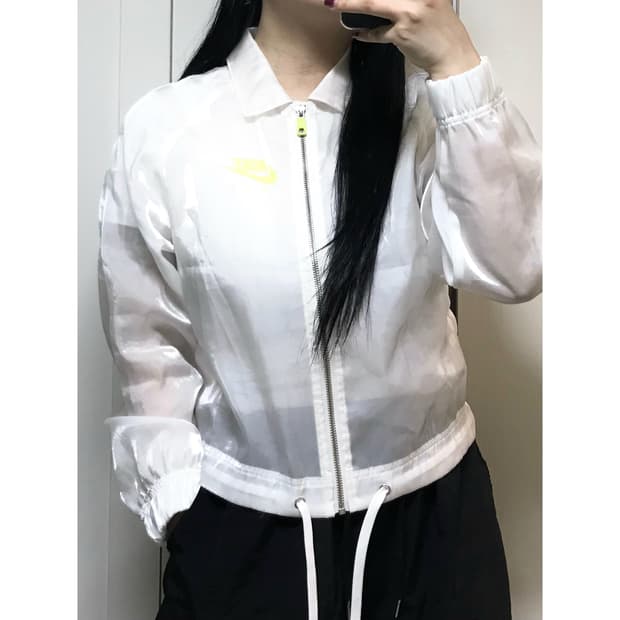 나이키 트레이닝 바람막이 크롭 S